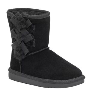 Koolaburra By UGG Victoria Short Boot Black, Size 10